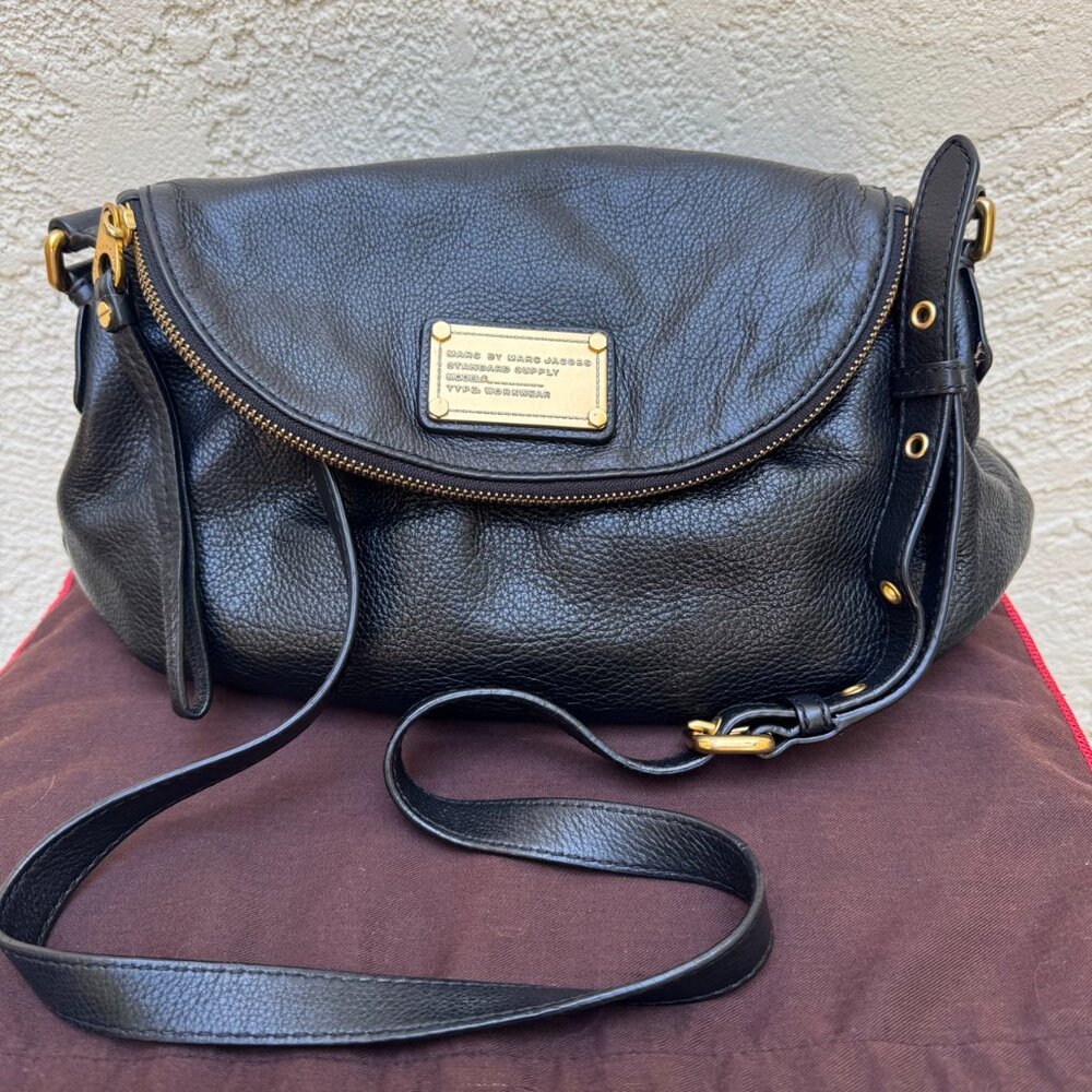 Authentic Marc Jacobs Black Natasha Pebbled Leather Crossbody Bag